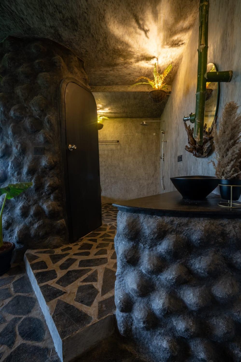 Nomads Resort - Destination Stays Пондичери Екстериор снимка